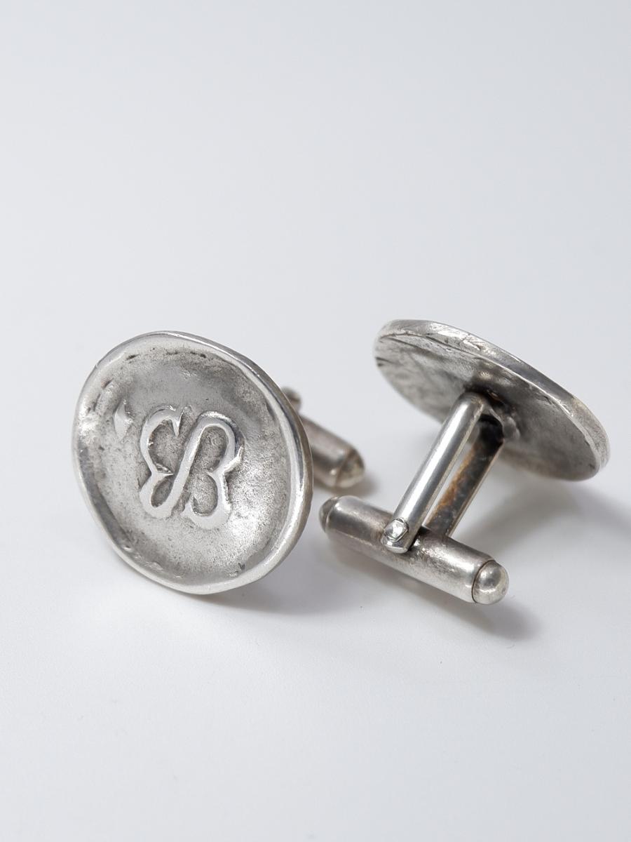cuffbutA75b